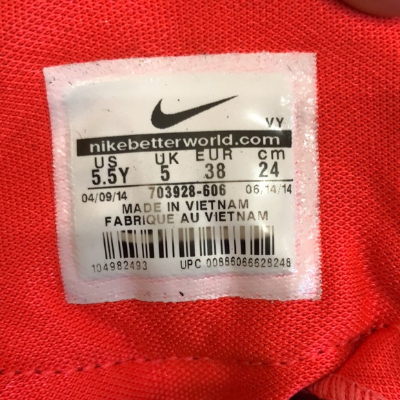 Nike Basketball shoes, size 5.5Y - Picture 6 of 6